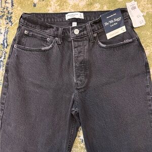 Abercrombie 90s baggy low rise Black Women's Jeans curve love regular inseam NWT